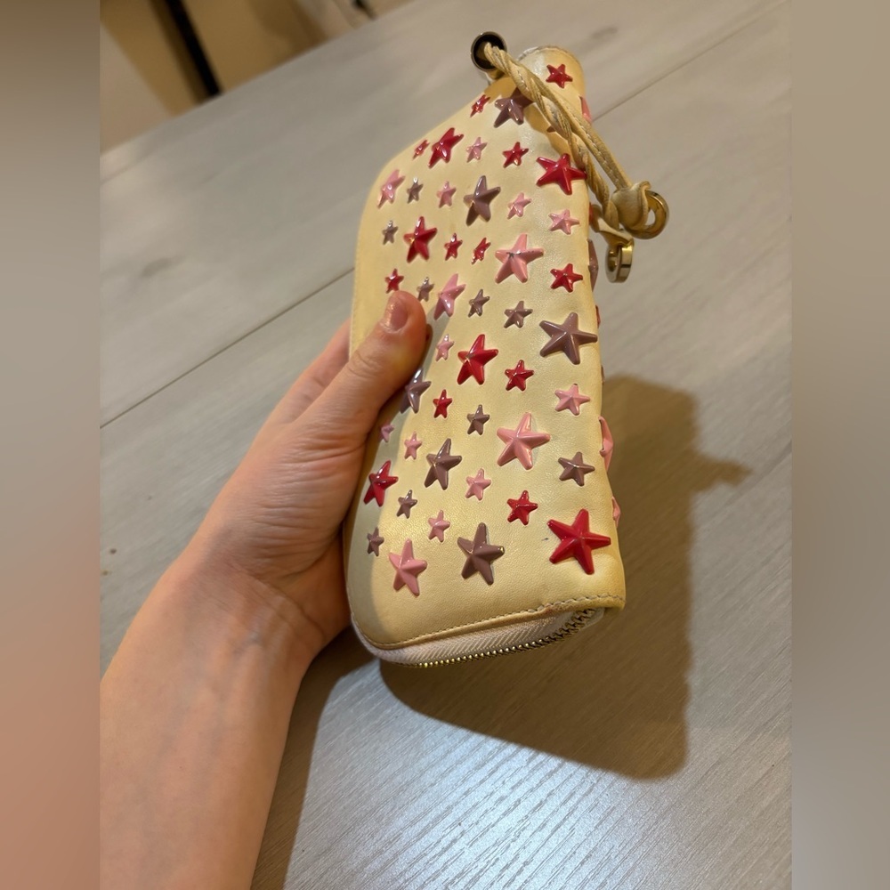Jimmy Choo Beige Leather Wallet with Gold Zipper - Picture 8 of 9